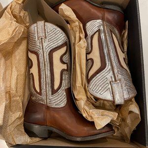 Frye : Leather Cowboy Boots: Mid Calf Height : Brown : 7.5